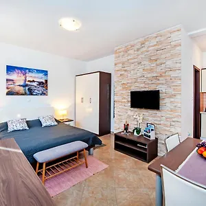 F&r Apartman Rovinj